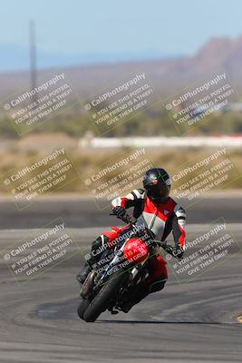 media/Mar-24-2025-Moto Forza (Mon) [[57ce5c5cff]]/3-Beginner Group/Session 2 (Turn 11)/
